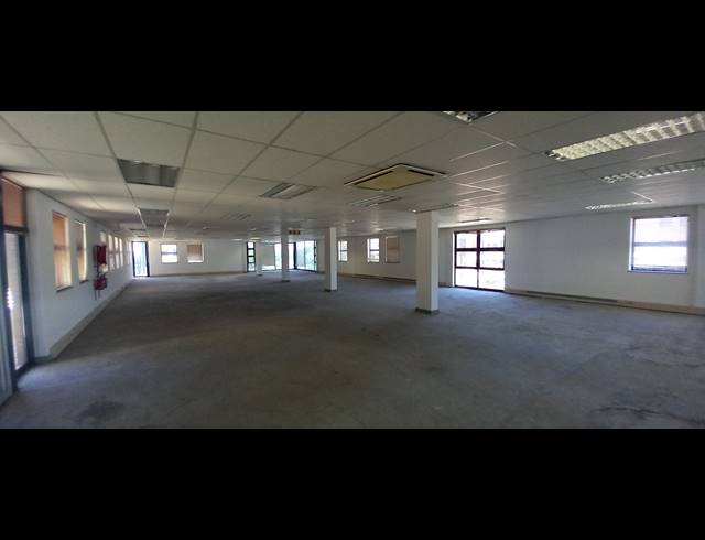 472M² OFFICE TO LET IN PAULSHOF